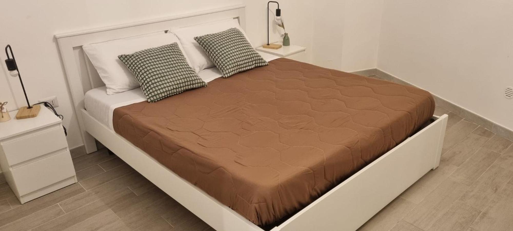 Вилла Loft Crispi Бари Экстерьер фото